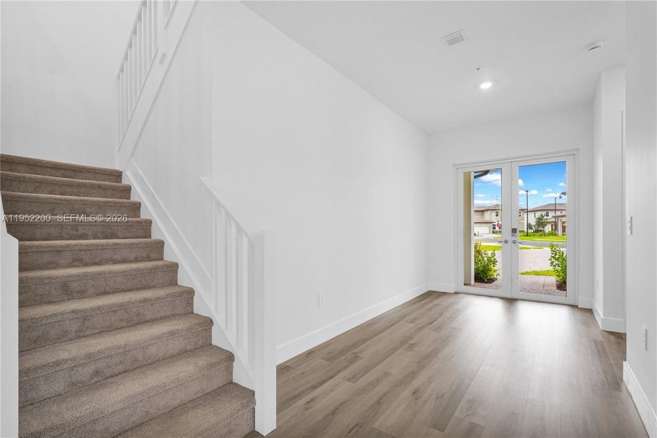 4422 SW 122nd Way, Davie, FL 33330 Photo