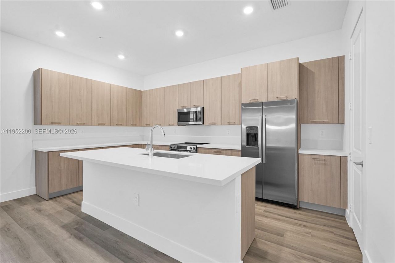 4422 SW 122nd Way, Davie, FL 33330 Photo