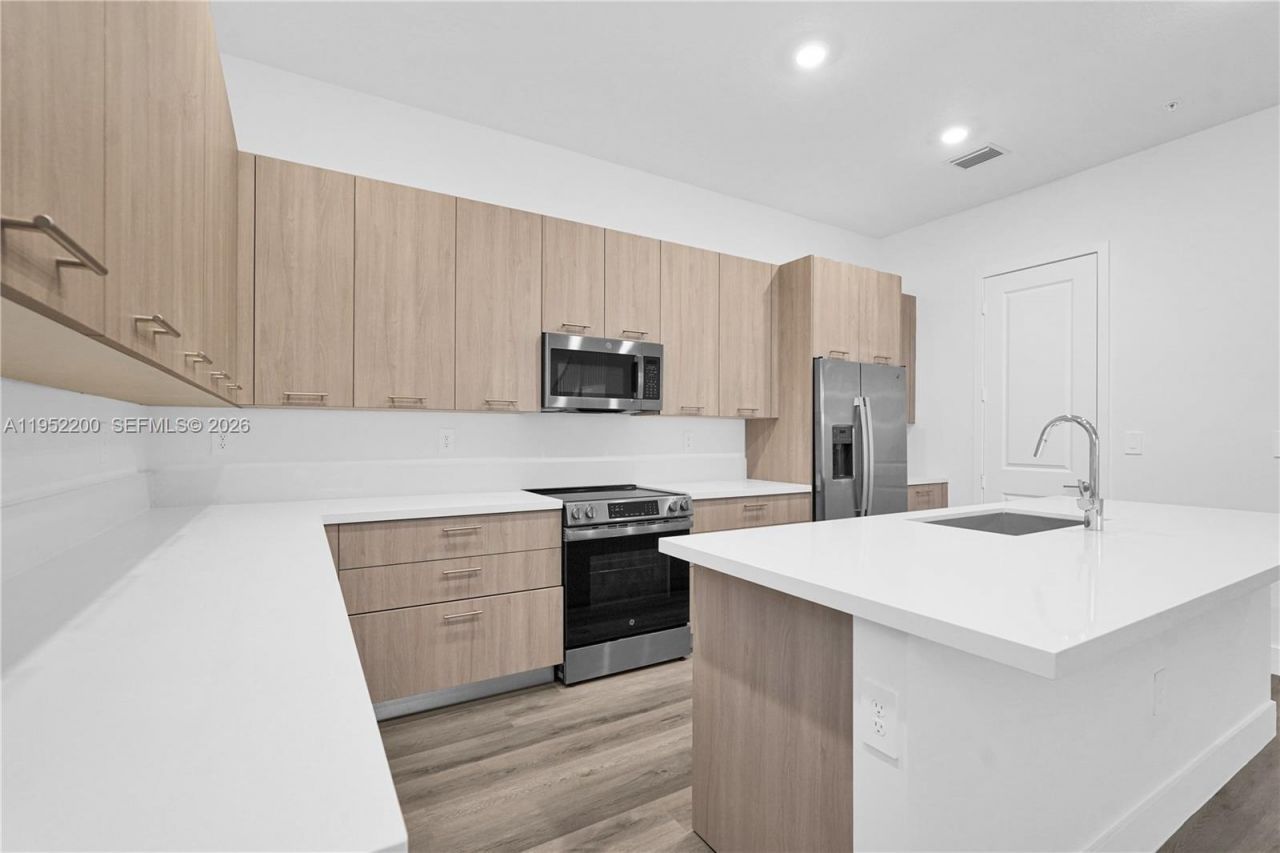 4422 SW 122nd Way, Davie, FL 33330 Photo