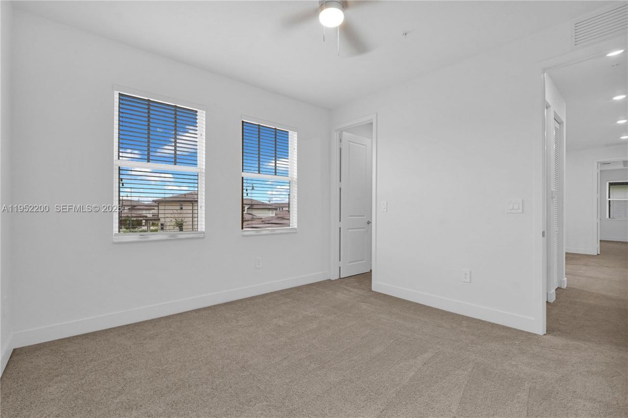 4422 SW 122nd Way, Davie, FL 33330 Photo