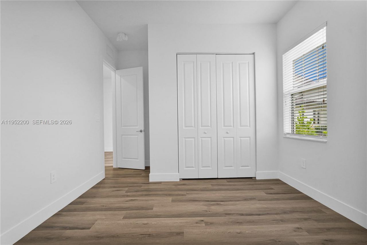 4422 SW 122nd Way, Davie, FL 33330 Photo