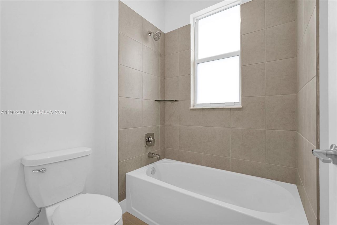 4422 SW 122nd Way, Davie, FL 33330 Photo