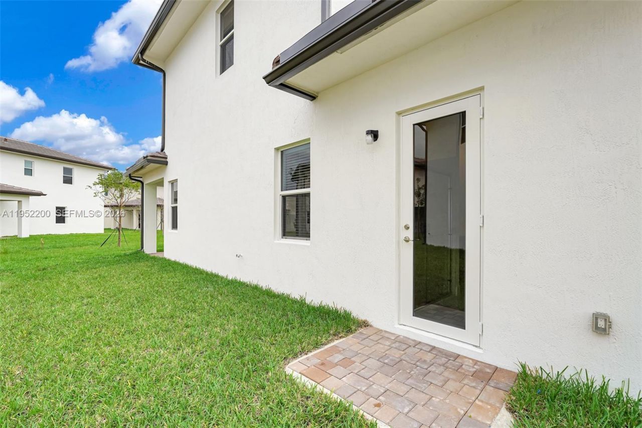 4422 SW 122nd Way, Davie, FL 33330 Photo