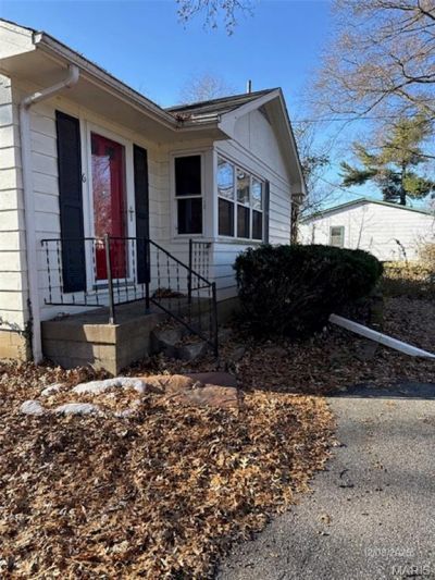 6 Saint Clair Lake Drive, Swansea, IL 62226 Main Photo