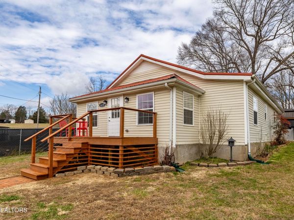 528 France Lane, Maryville, TN 37803