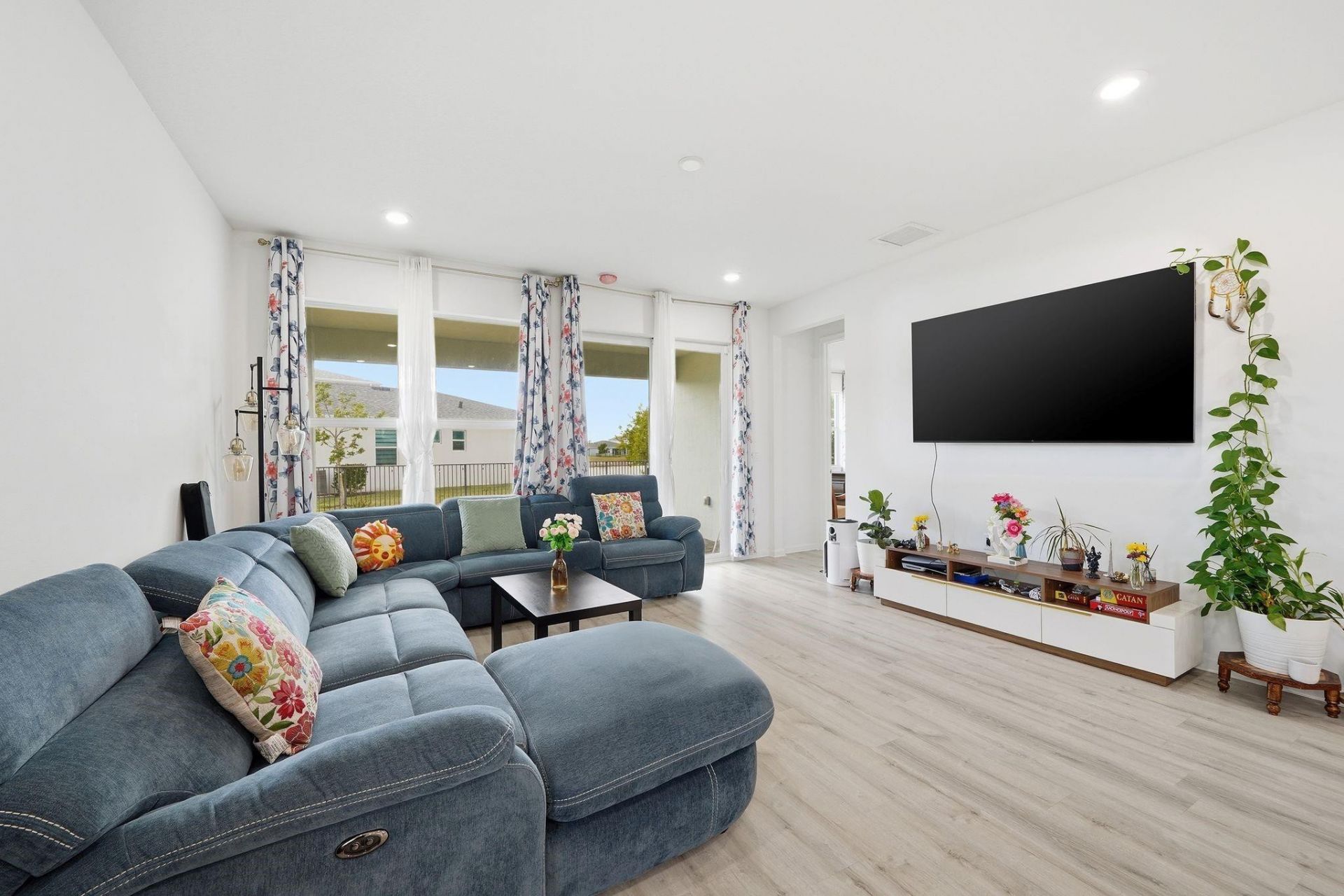 12734 SW Phoenix Dr, Port Saint Lucie, FL 34987 Photo