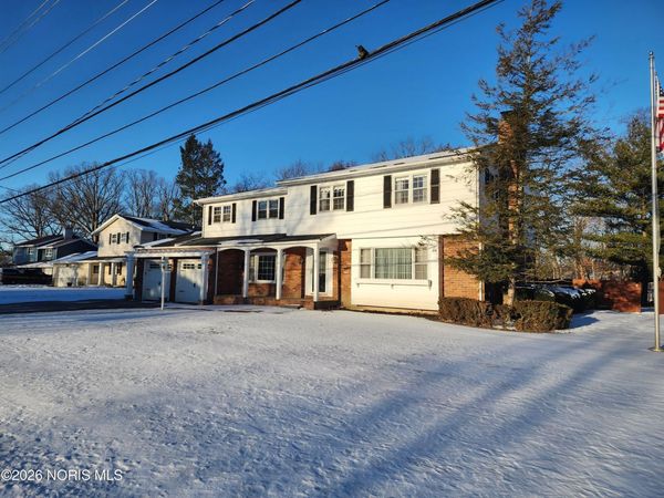 140 Wayne Park Drive, Napoleon, OH 43545