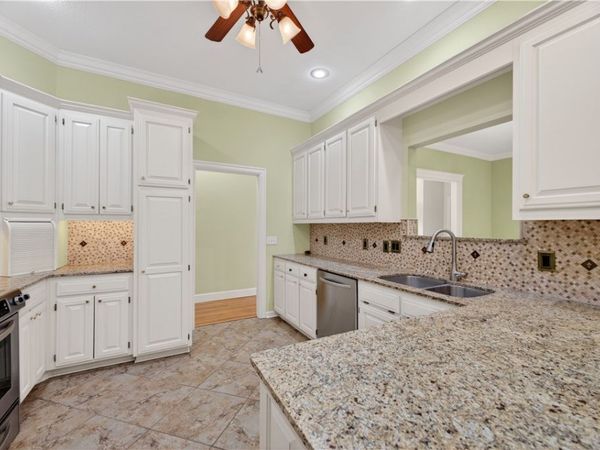 8176 Top Flite Circle, Rogers, AR 72756