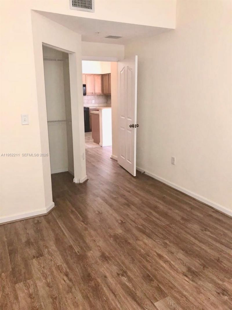 9873 Baywinds Dr , Unit 5208, West Palm Beach, FL 33411 Photo