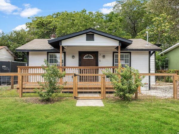 315 Saint James, San Antonio, TX 78202