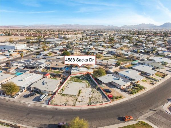 4588 Sacks Drive , Las Vegas, NV 89122