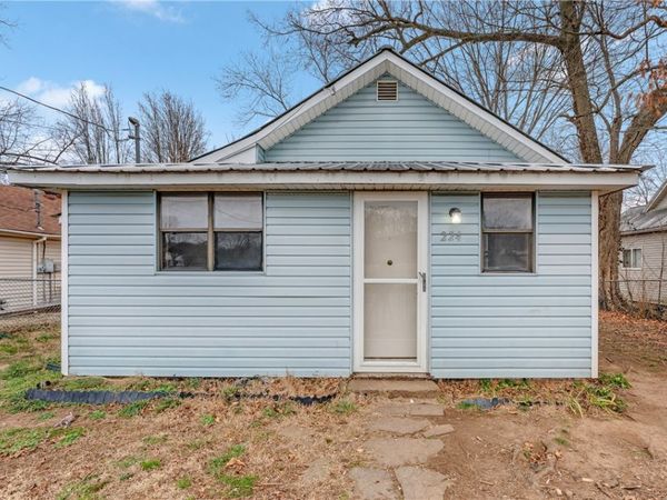 224 Maple Avenue, West Fork, AR 72774