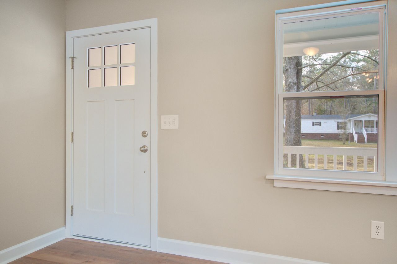 6144 Smith Road Photo 11