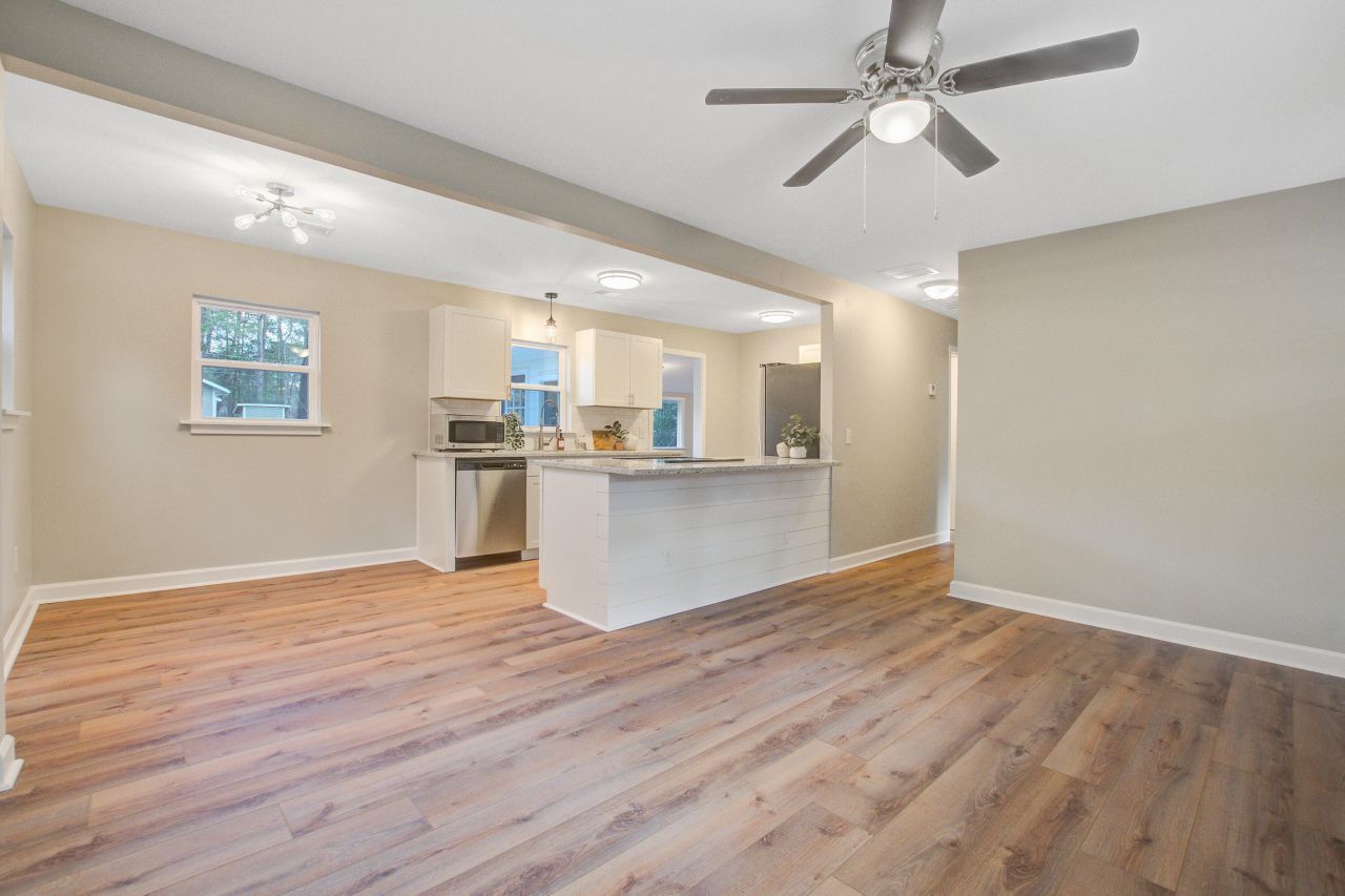 6144 Smith Road Photo 13