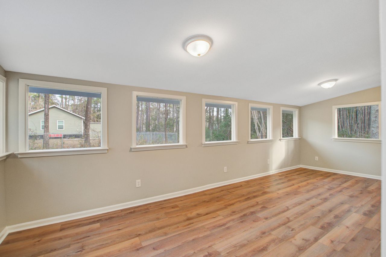 6144 Smith Road Photo 17