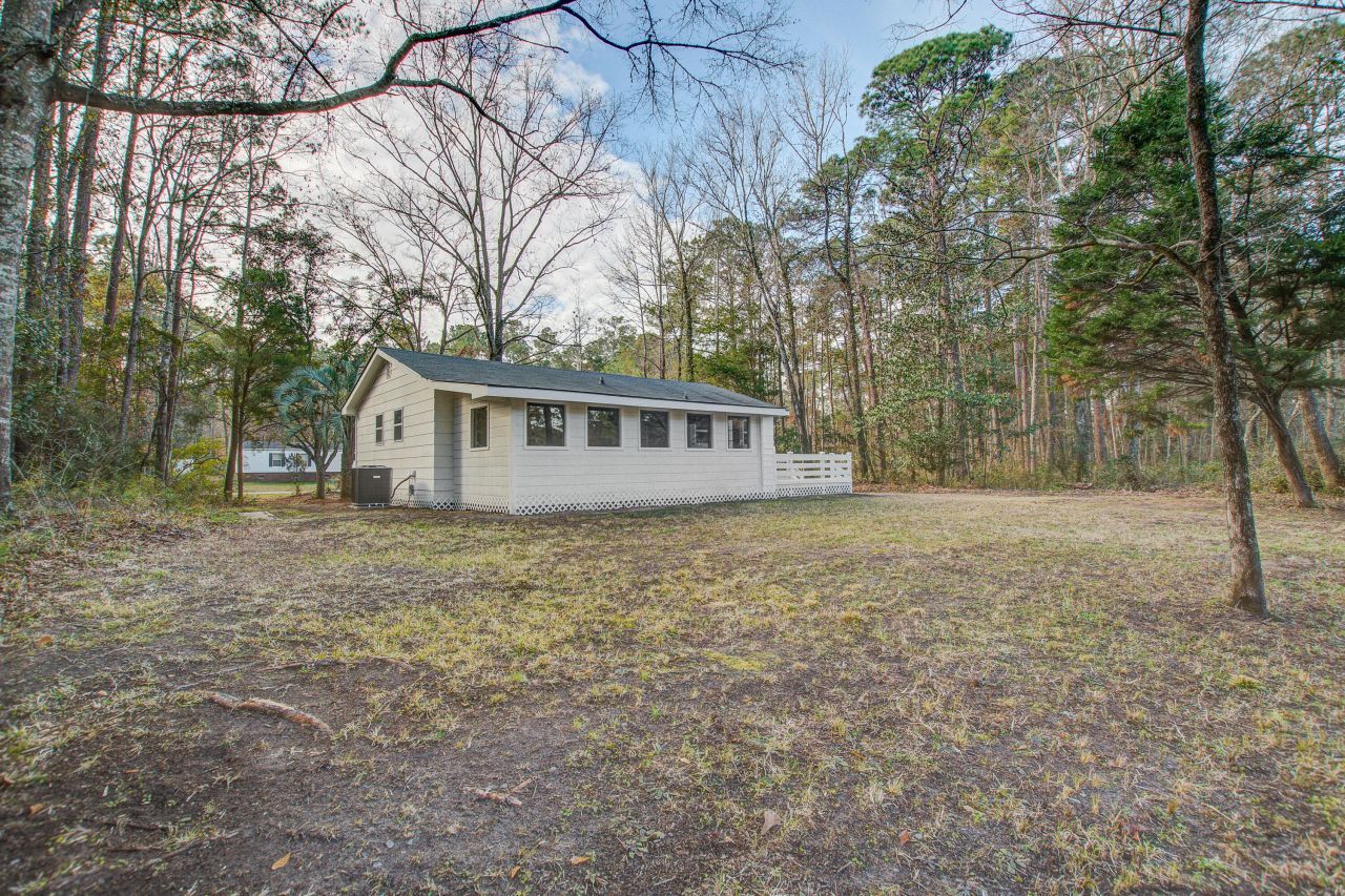 6144 Smith Road Photo 27