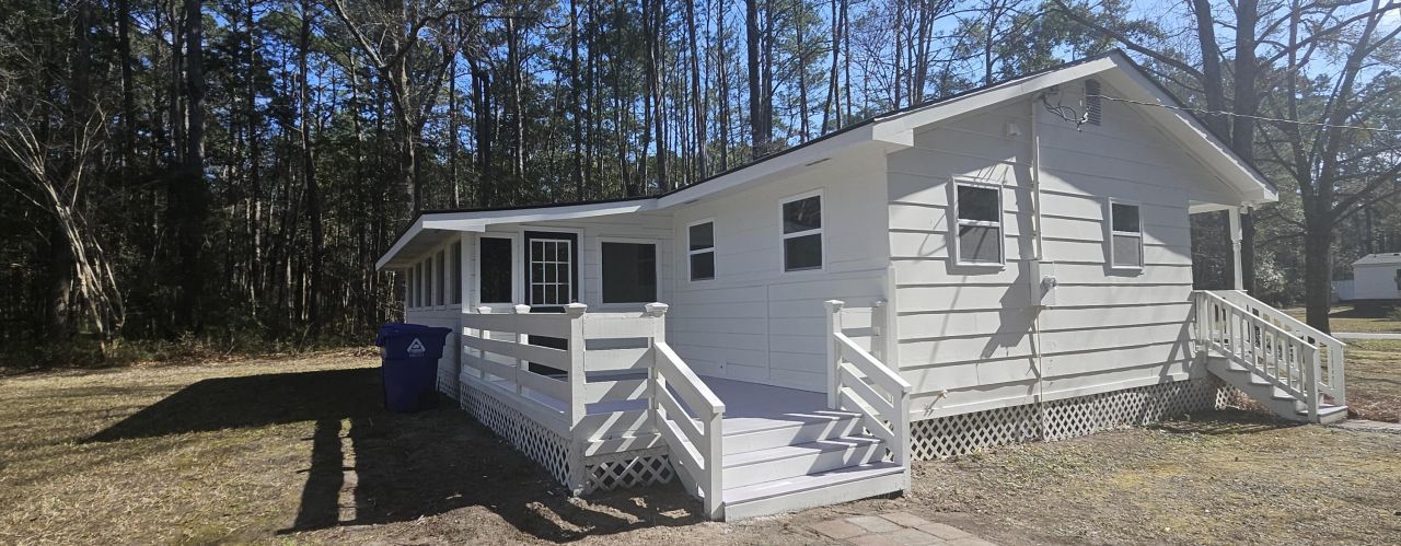 6144 Smith Road Photo 6