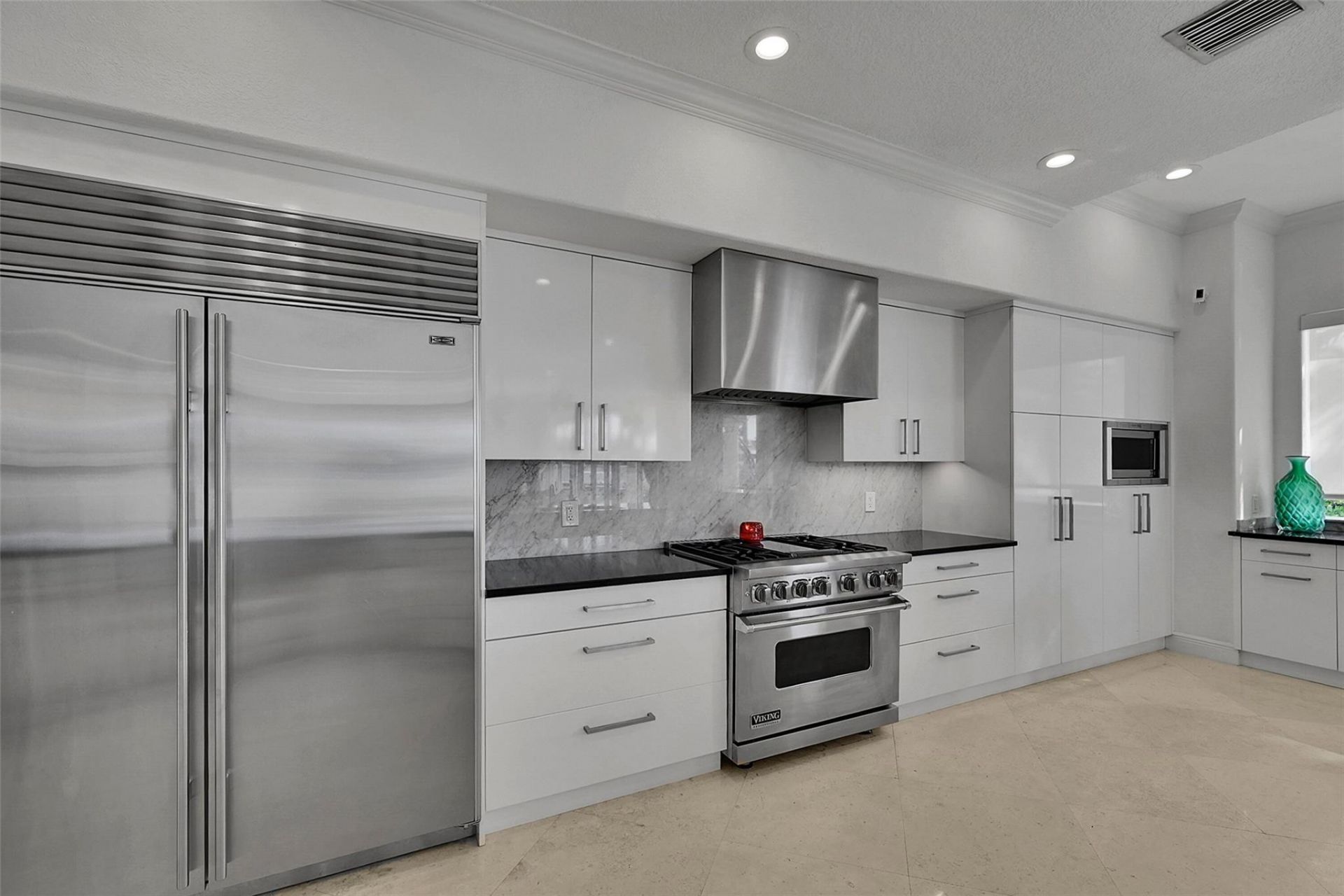 35 Fort Royal Island, Fort Lauderdale, FL 33308 Photo