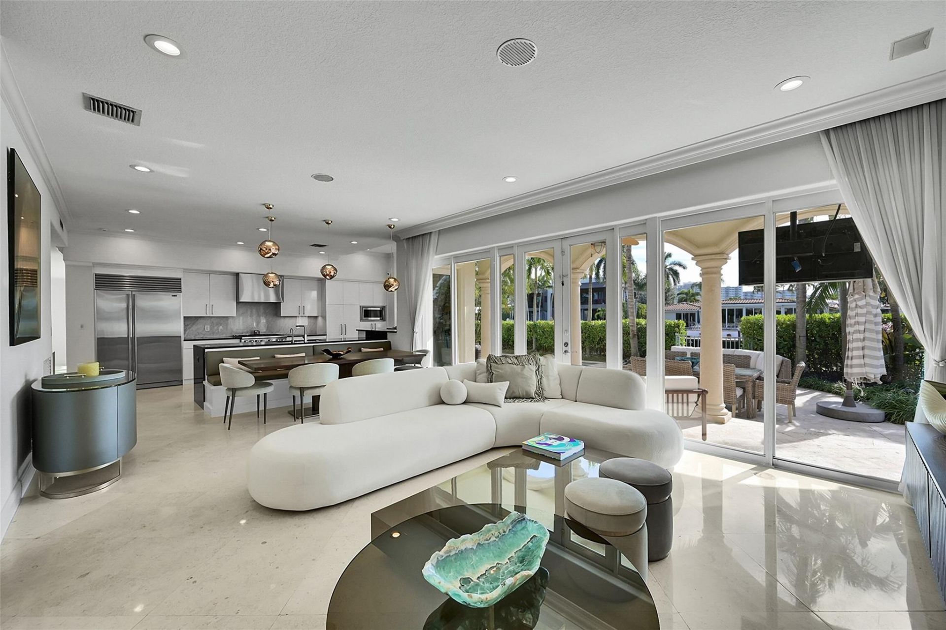 35 Fort Royal Island, Fort Lauderdale, FL 33308 Photo