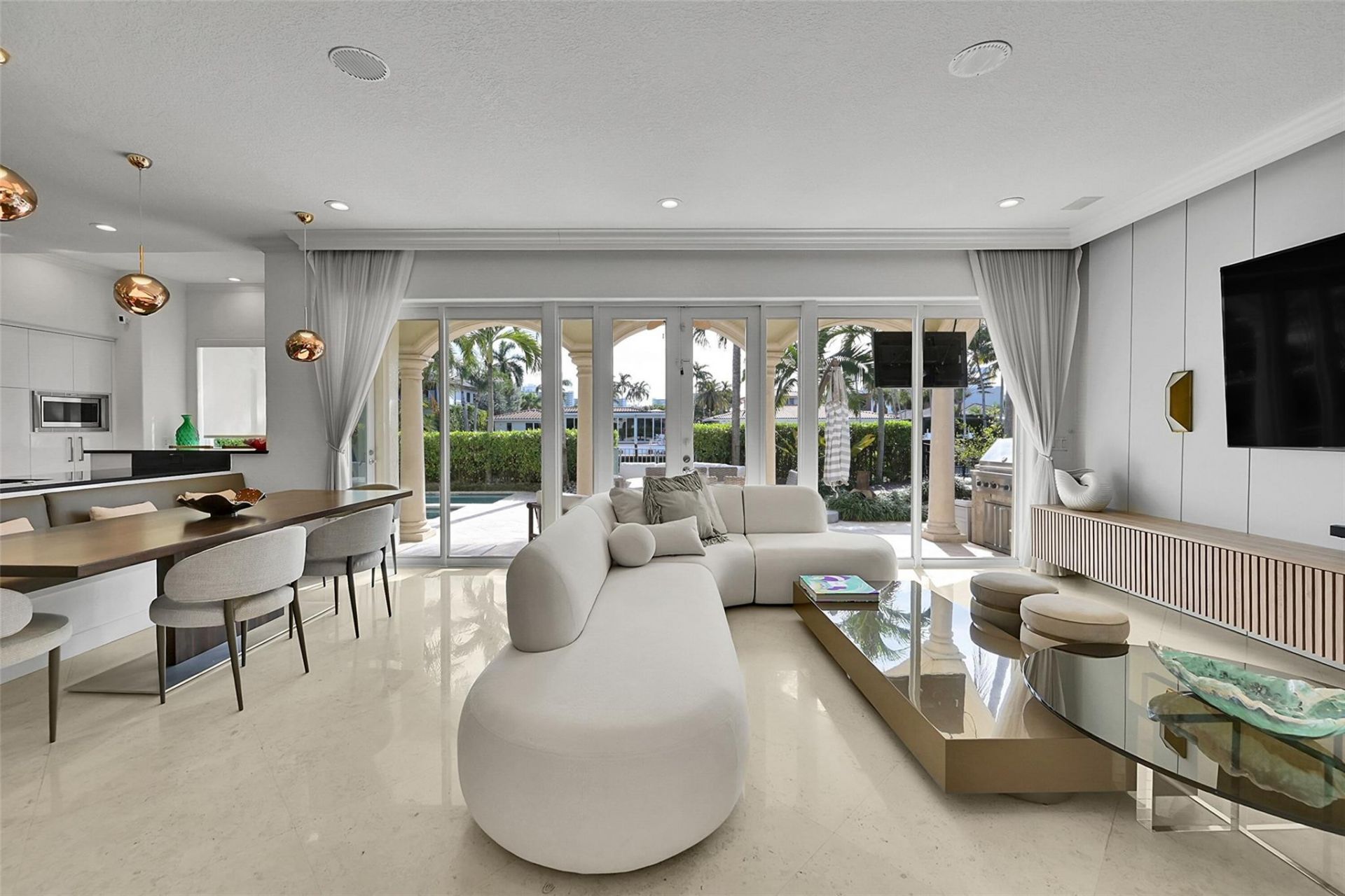 35 Fort Royal Island, Fort Lauderdale, FL 33308 Photo