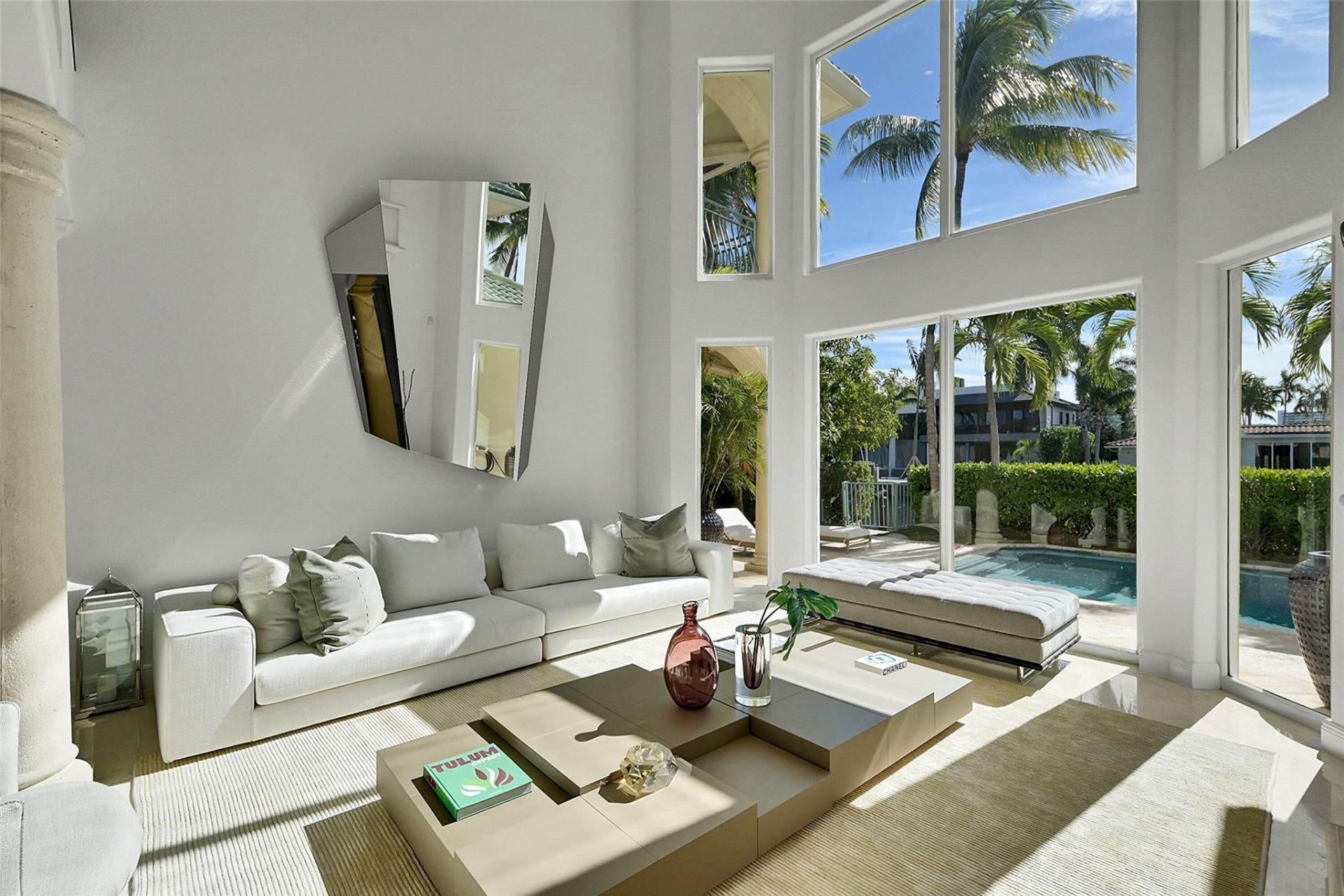 35 Fort Royal Island, Fort Lauderdale, FL 33308 Photo