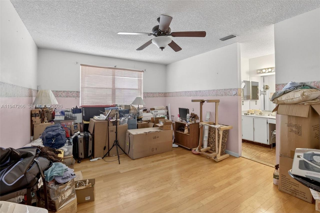 12017 NW 13th St, Pembroke Pines, FL 33026 Photo