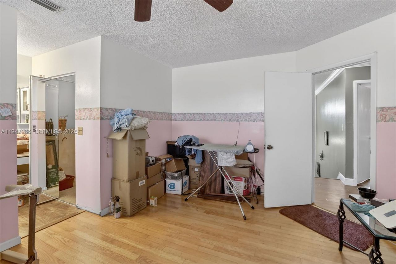 12017 NW 13th St, Pembroke Pines, FL 33026 Photo