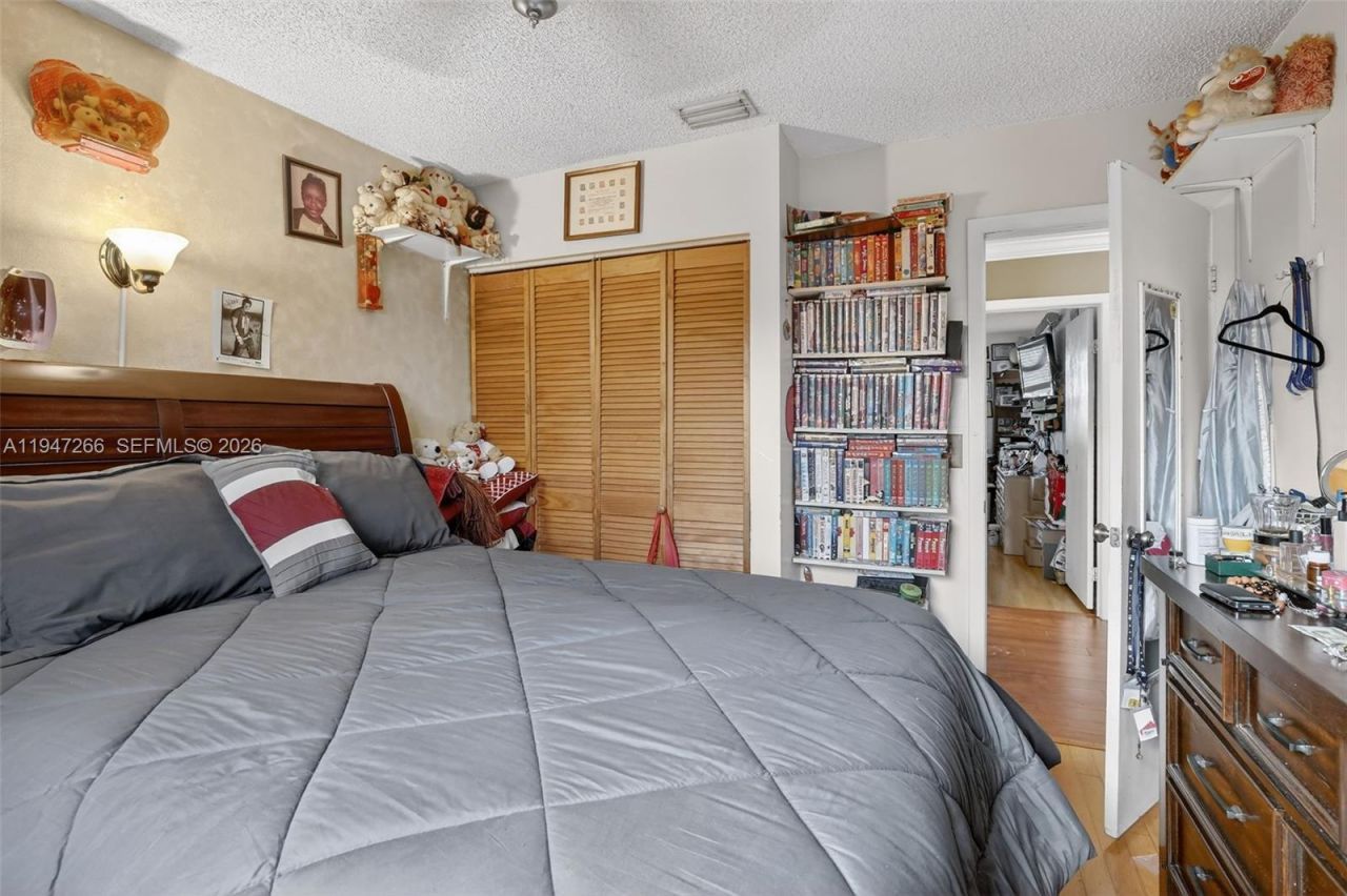 12017 NW 13th St, Pembroke Pines, FL 33026 Photo