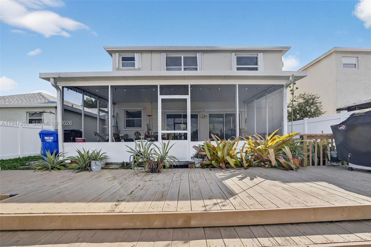 12017 NW 13th St, Pembroke Pines, FL 33026 Photo