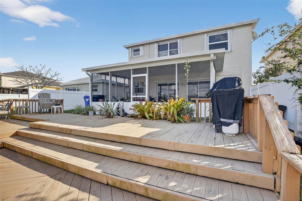 12017 NW 13th St, Pembroke Pines, FL 33026 Photo