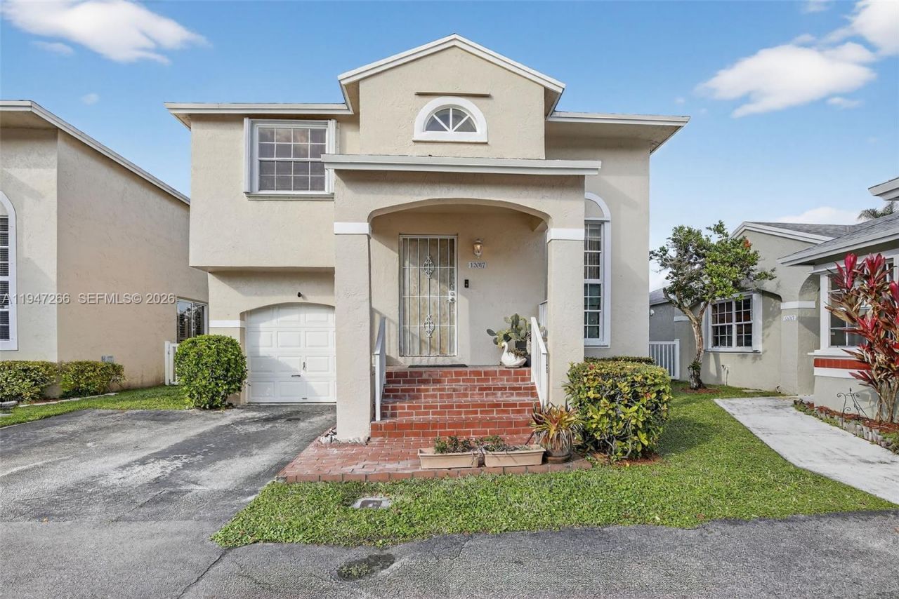 12017 NW 13th St, Pembroke Pines, FL 33026 Photo