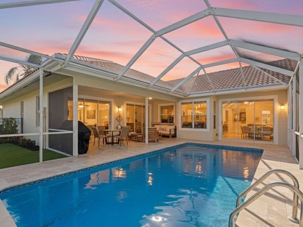 9061 Cypress Hollow Drive, Palm Beach Gardens, FL 33418