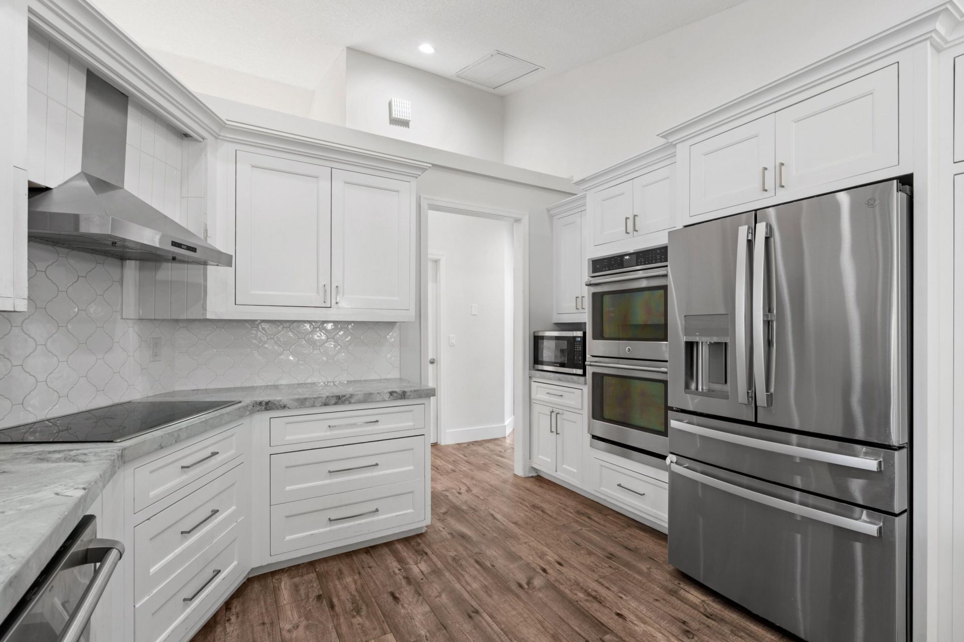 9061 Cypress Hollow Drive, Palm Beach Gardens, FL 33418 Photo