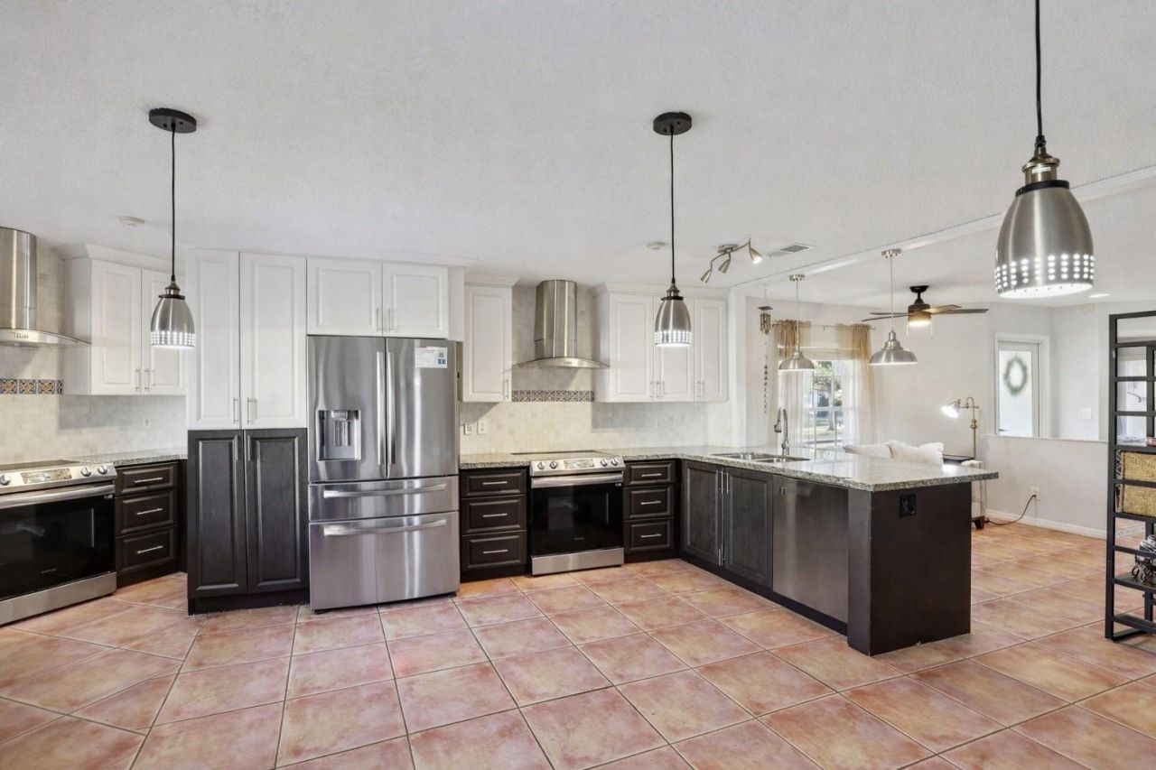 972 Azure Lane, Weston, FL 33326 Photo