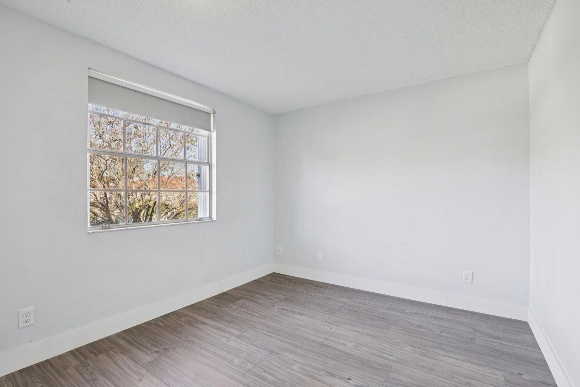 972 Azure Lane, Weston, FL 33326 Photo