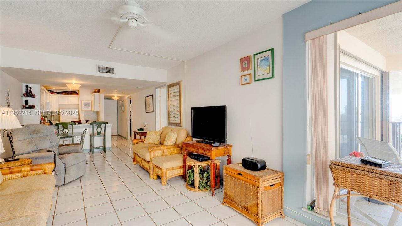 79901 Overseas Higway, Unit 204, Islamorada, FL 33036 Photo