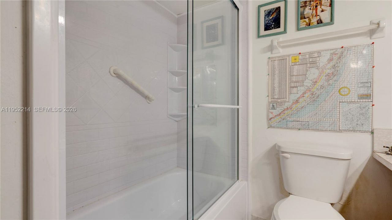 79901 Overseas Higway, Unit 204, Islamorada, FL 33036 Photo