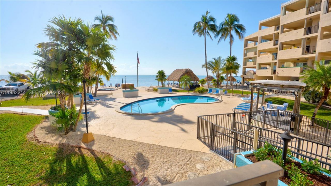 79901 Overseas Higway, Unit 204, Islamorada, FL 33036 Photo