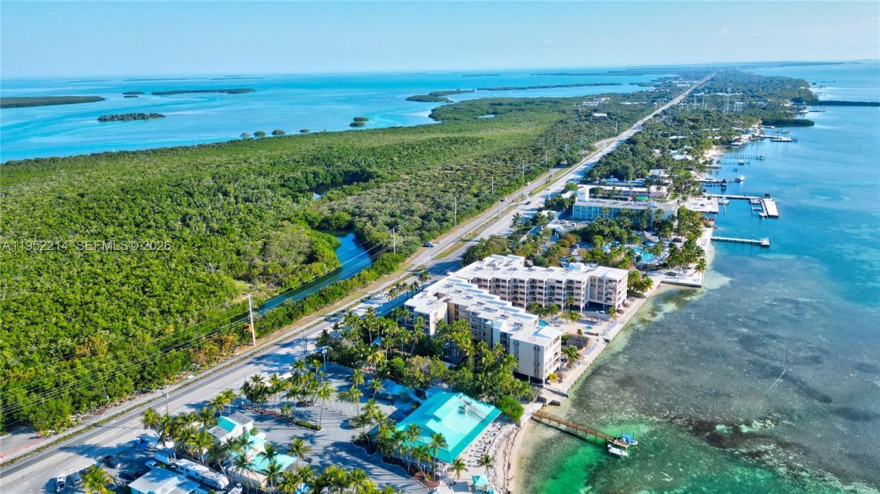 79901 Overseas Higway, Unit 204, Islamorada, FL 33036 Photo