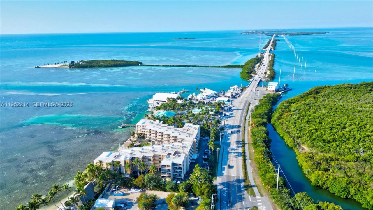 79901 Overseas Higway, Unit 204, Islamorada, FL 33036 Photo
