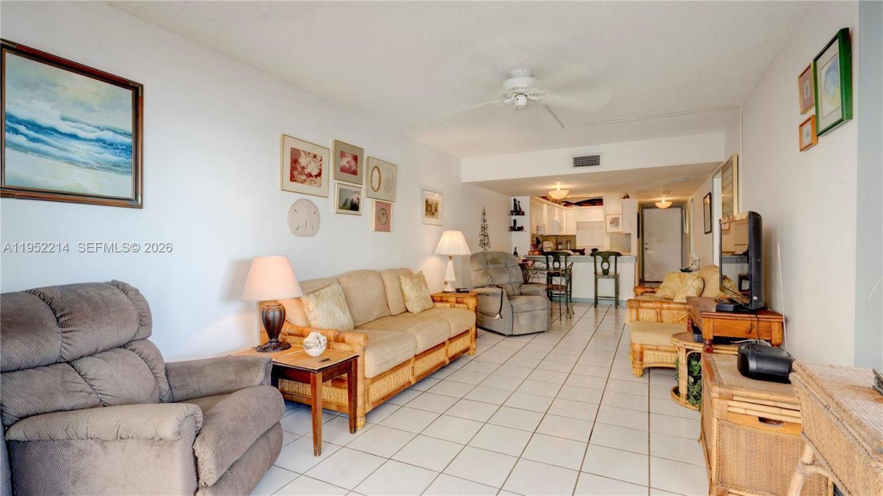 79901 Overseas Higway, Unit 204, Islamorada, FL 33036 Photo