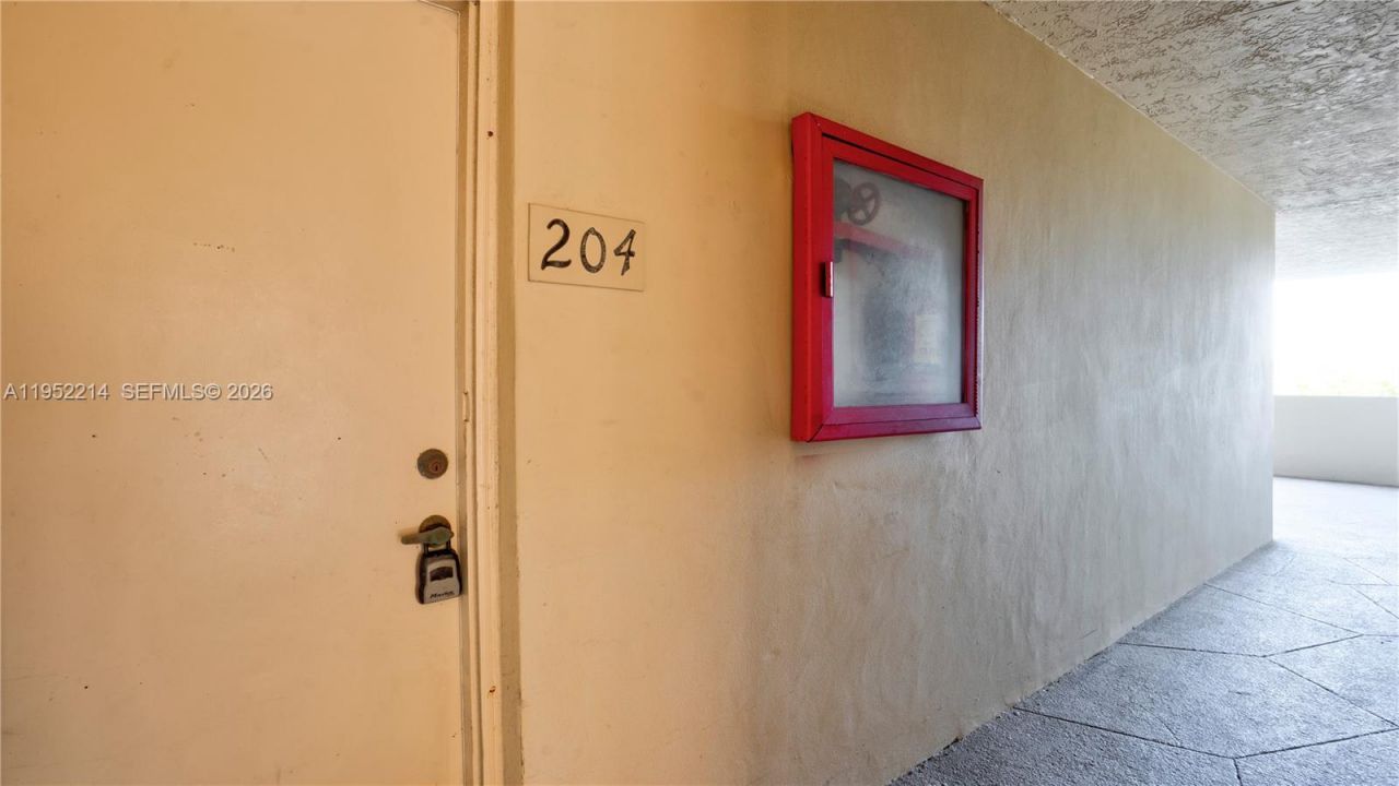 79901 Overseas Higway, Unit 204, Islamorada, FL 33036 Photo