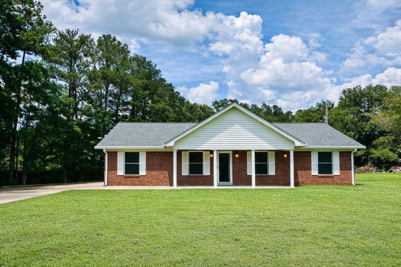 411 Main Street, Caledonia, MS 39740 Main Photo