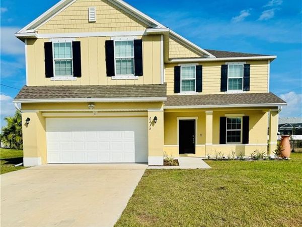 2235 SW 2nd LN, CAPE CORAL, FL 33991