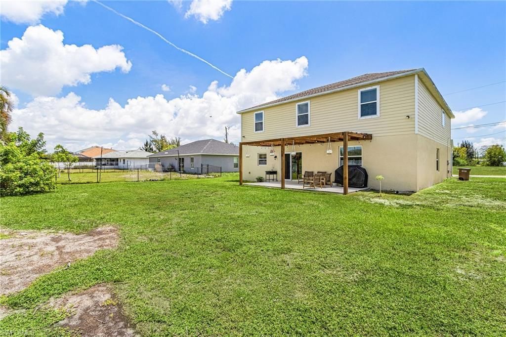 2235 SW 2nd Ln, Cape Coral, FL 33991 Photo