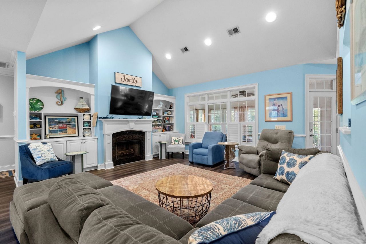 1406 Jasmin Lane Photo 6