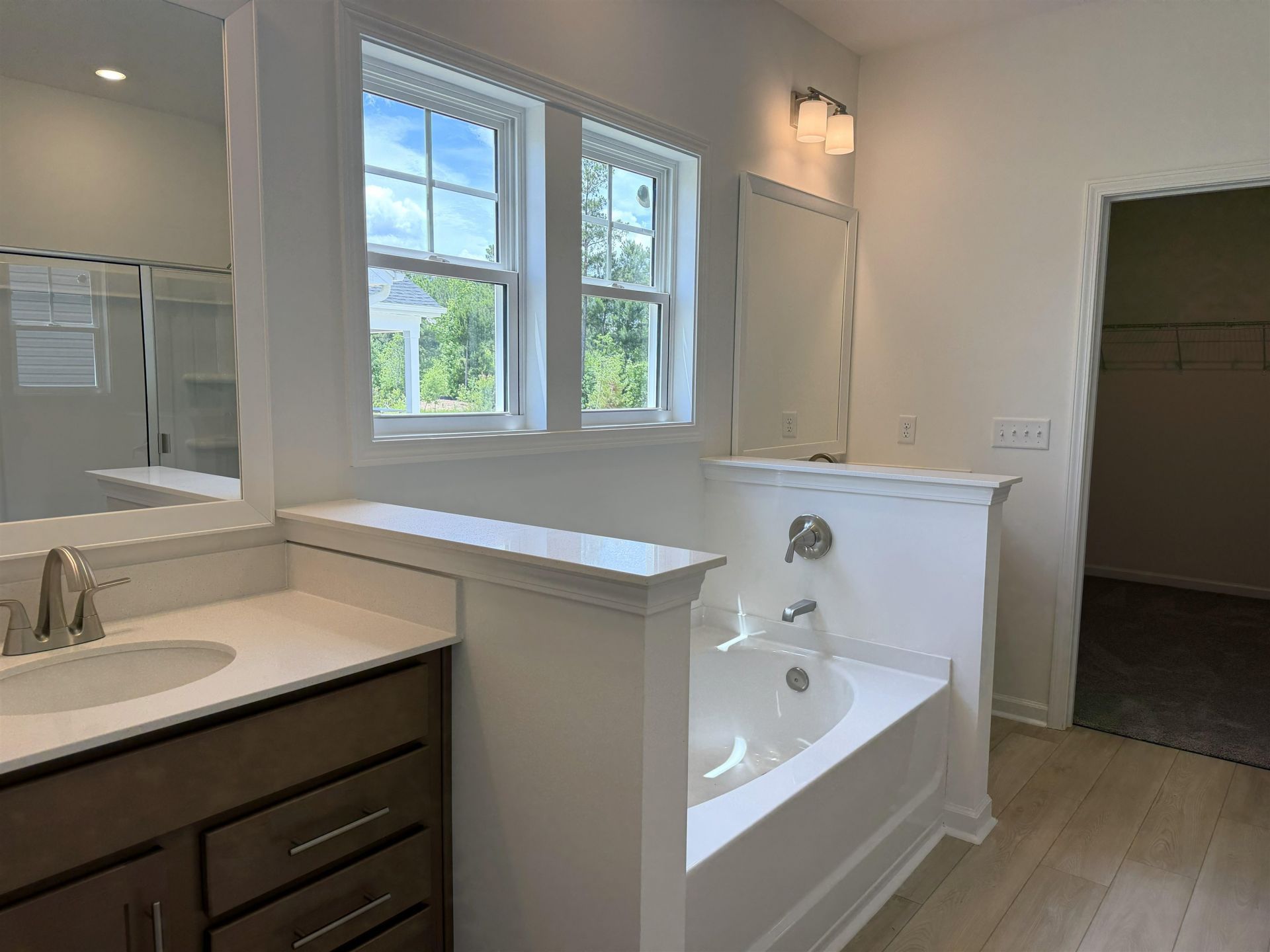 162 Westfield Circle Photo 17
