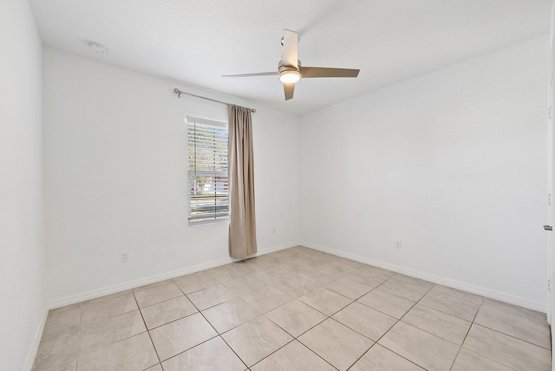 2574 SW Cameo Boulevard, Port Saint Lucie, FL 34953 Photo