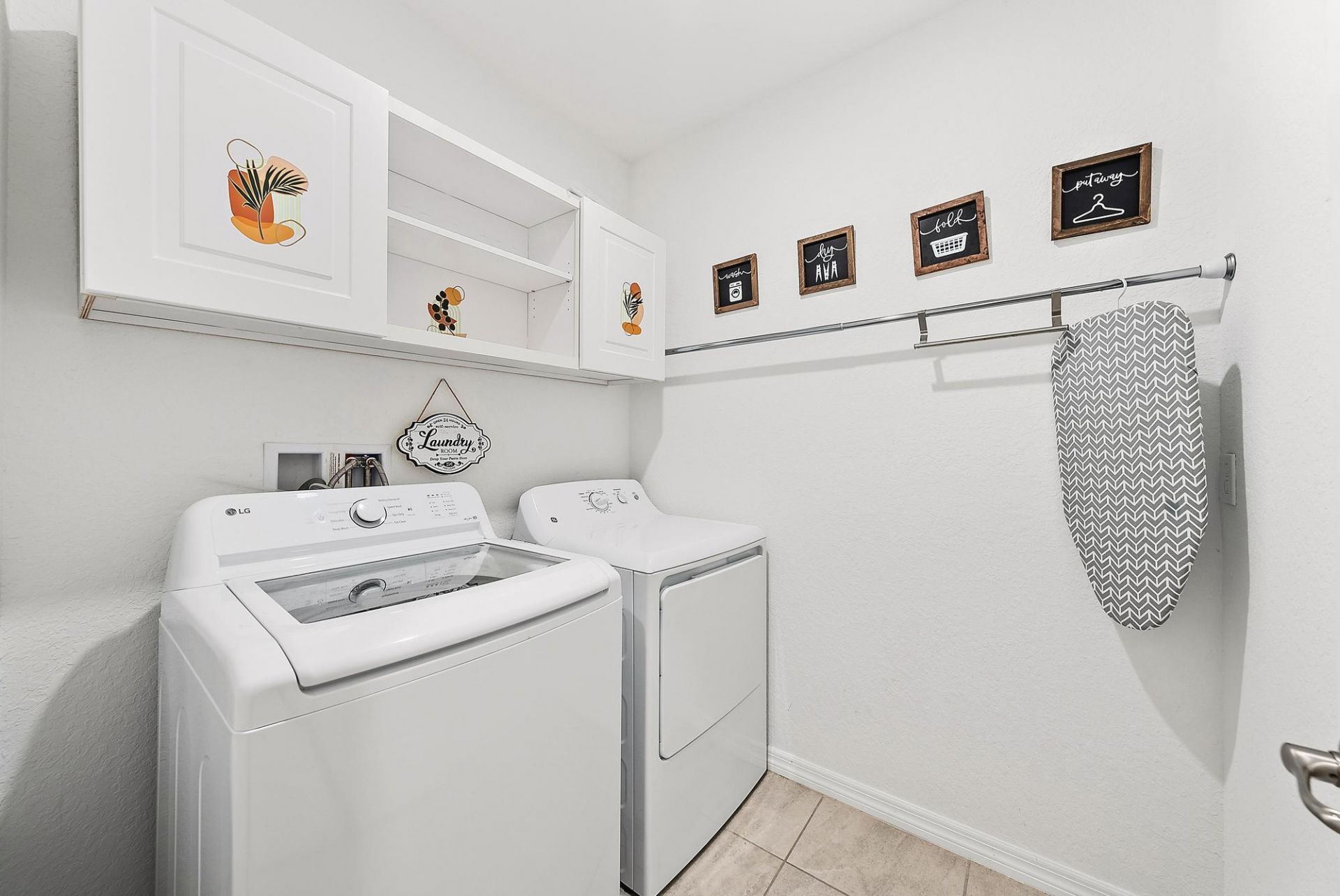 2574 SW Cameo Boulevard, Port Saint Lucie, FL 34953 Photo