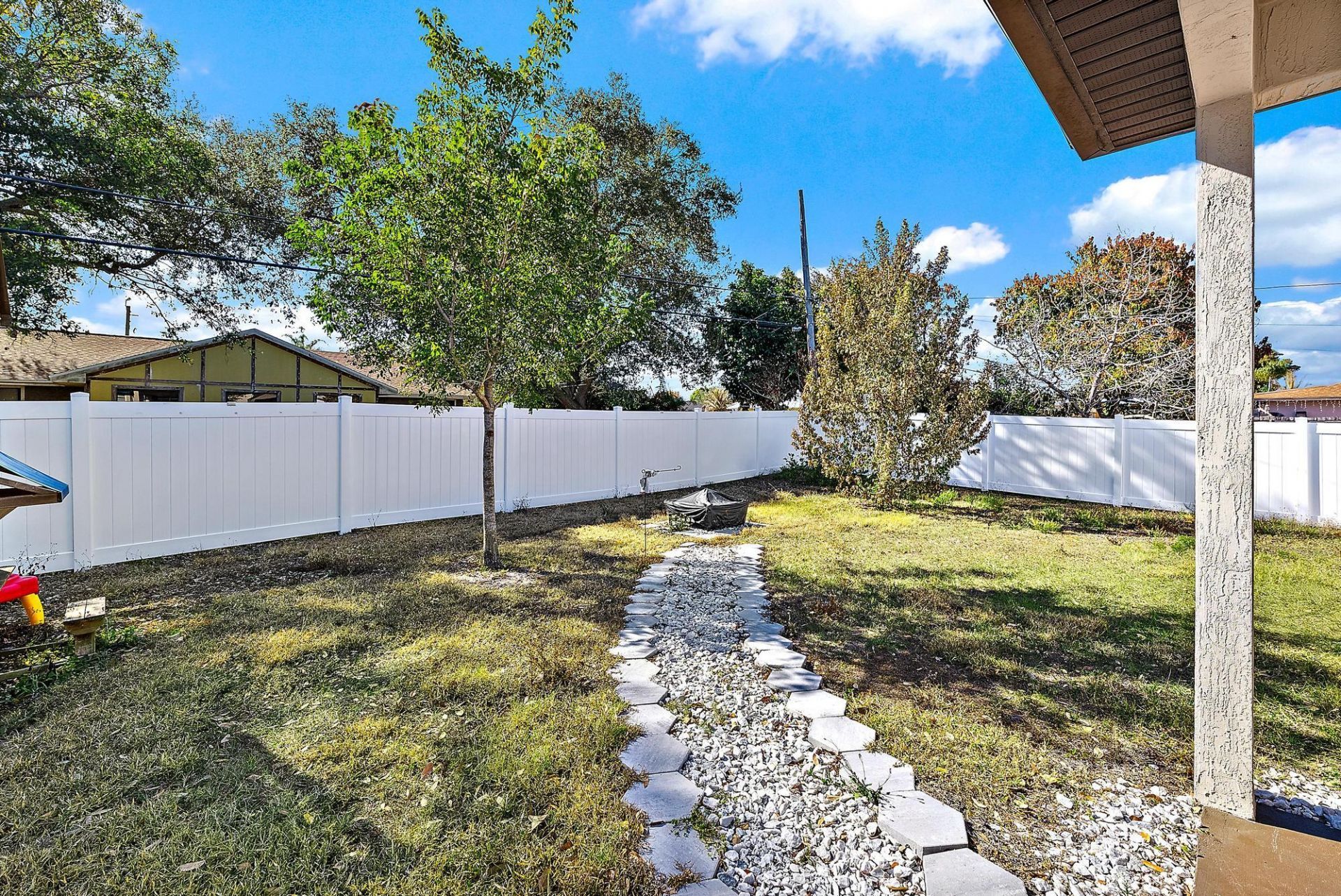 2574 SW Cameo Boulevard, Port Saint Lucie, FL 34953 Photo